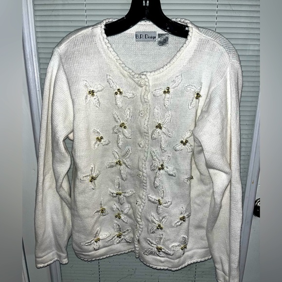BP Design White Medium Christmas Winter Knit Ramie Cotton Button Cardigan - Picture 1 of 5